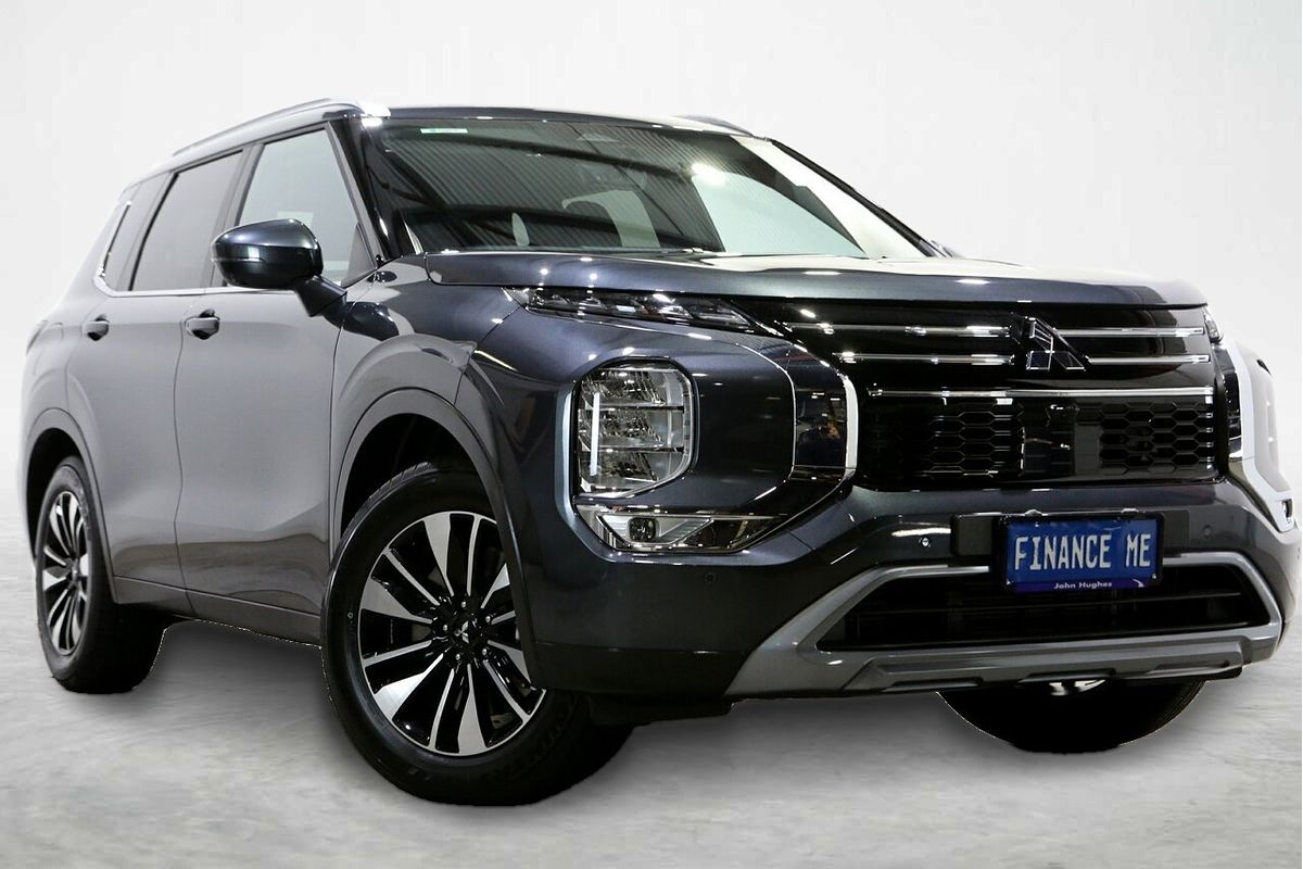 2025 Mitsubishi Outlander LS ZM