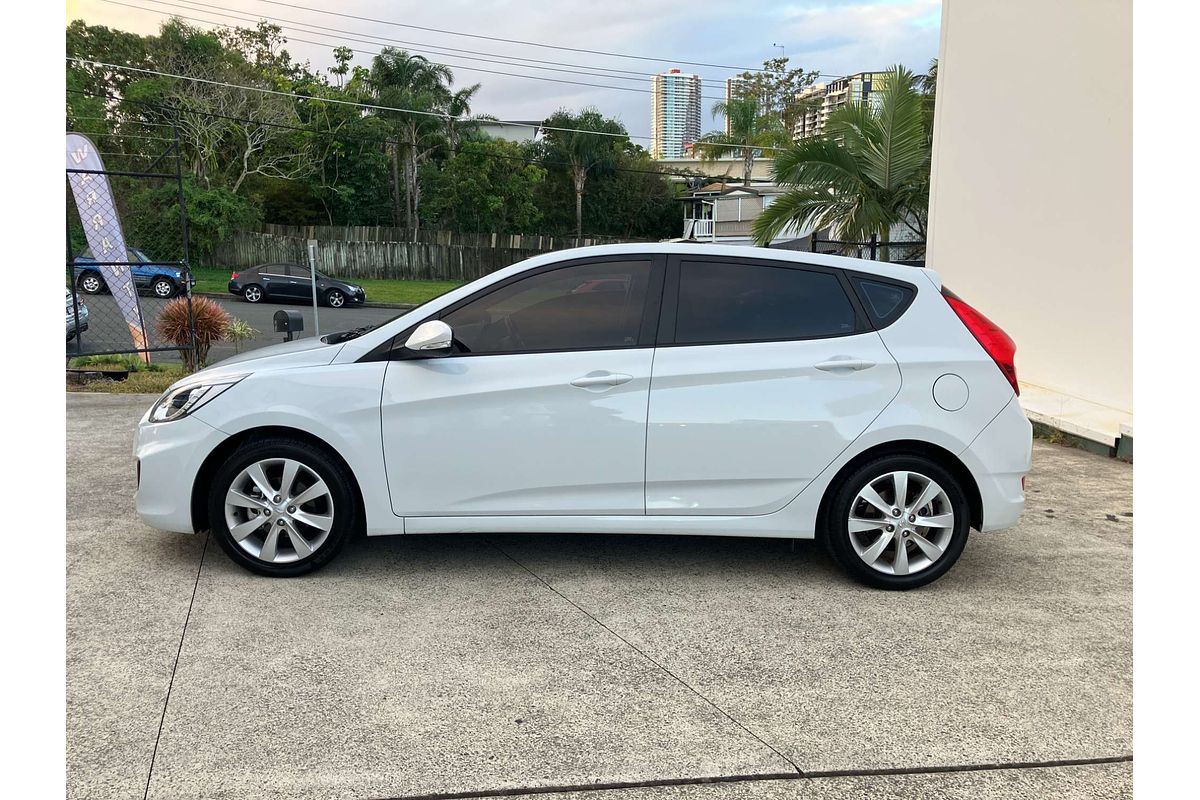 2019 Hyundai Accent Sport RB6