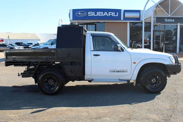 2006 Nissan Patrol ST GU II 4X4