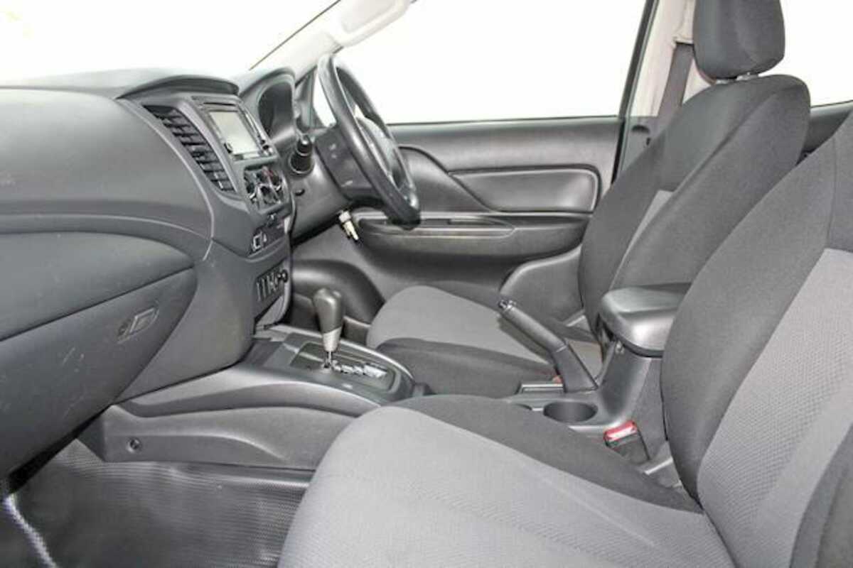 2020 Mitsubishi Triton GLX ADAS MR