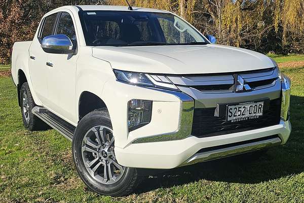 2022 Mitsubishi Triton GLS MR 4X4