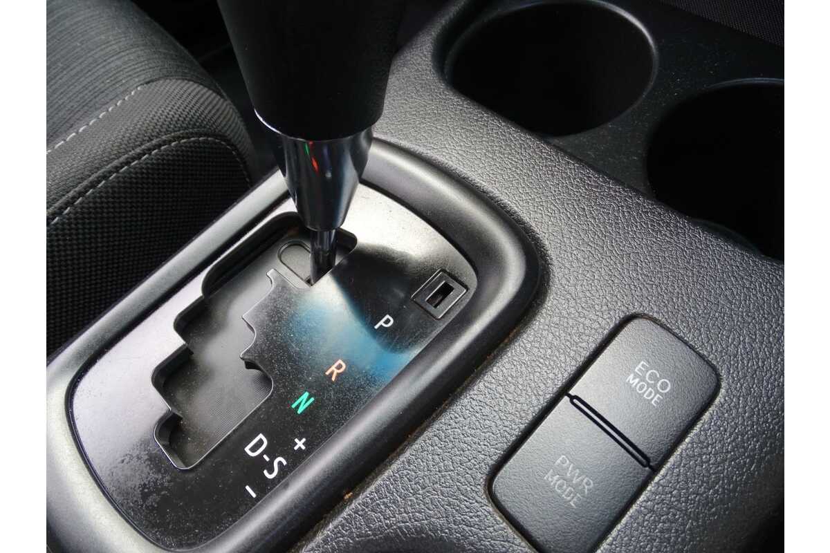2019 Toyota Hilux SR GUN126R