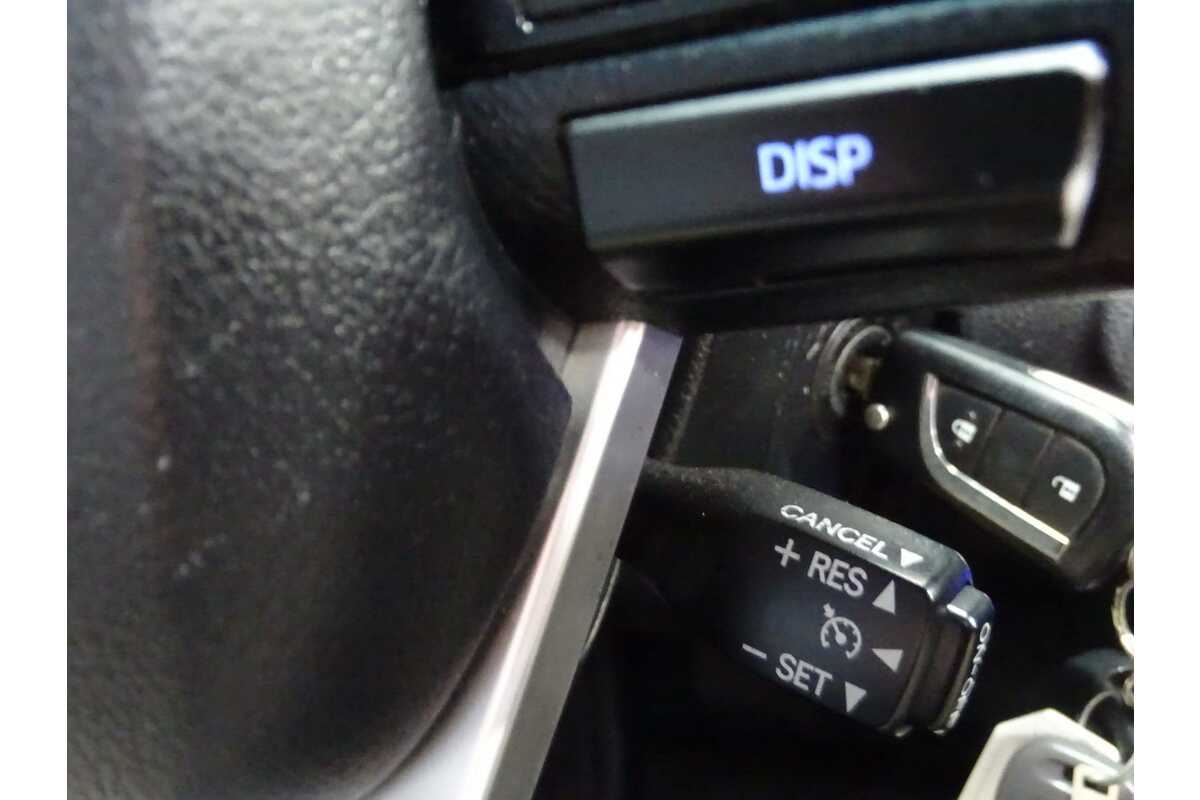 2019 Toyota Hilux SR GUN126R
