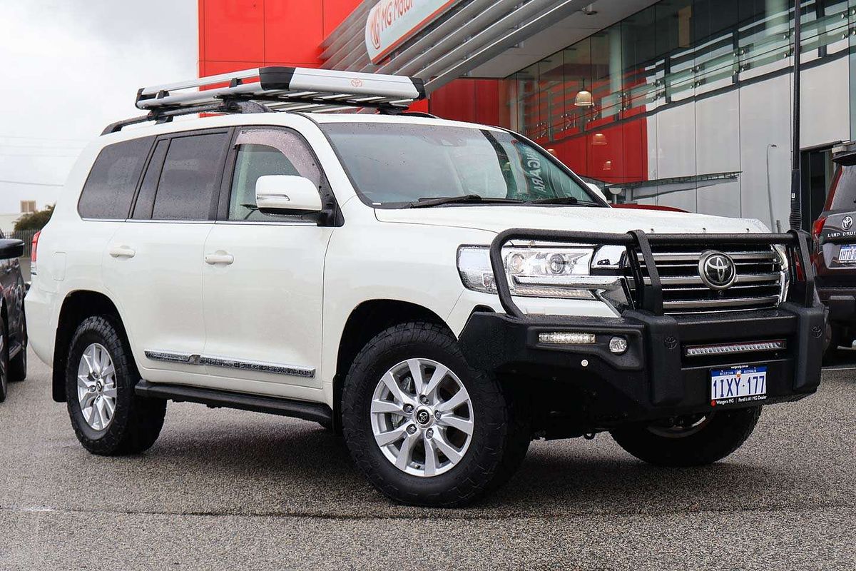2021 Toyota Landcruiser Sahara VDJ200R