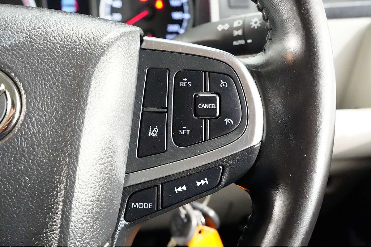 2022 Toyota Hiace GDH300R LWB