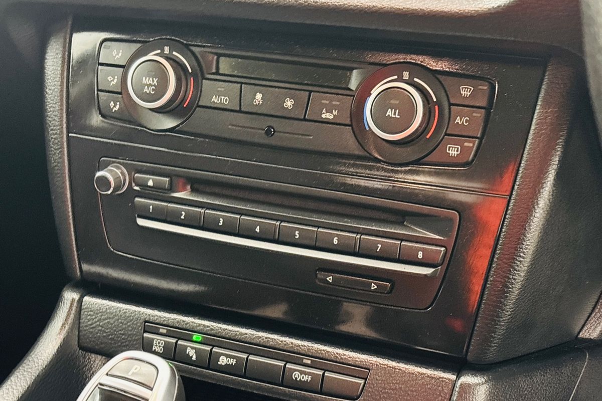 2013 Bmw X1 sDrive18d 