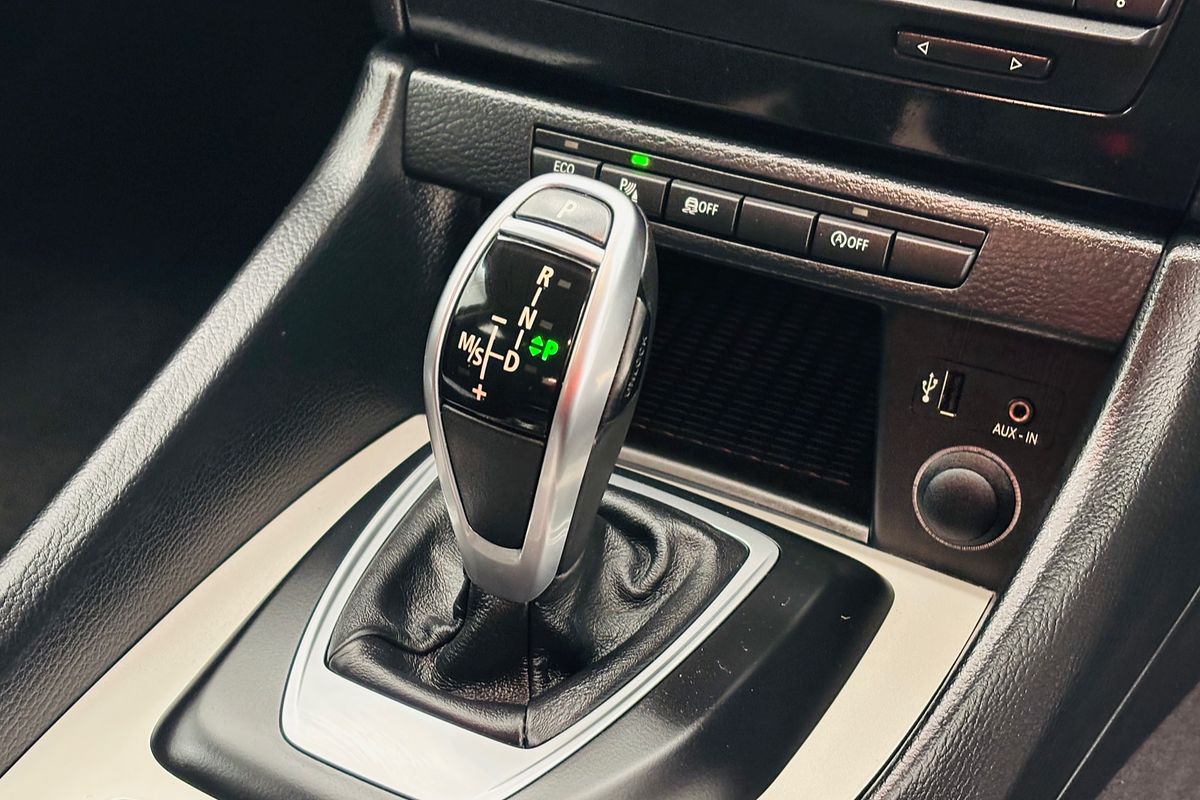 2013 Bmw X1 sDrive18d 