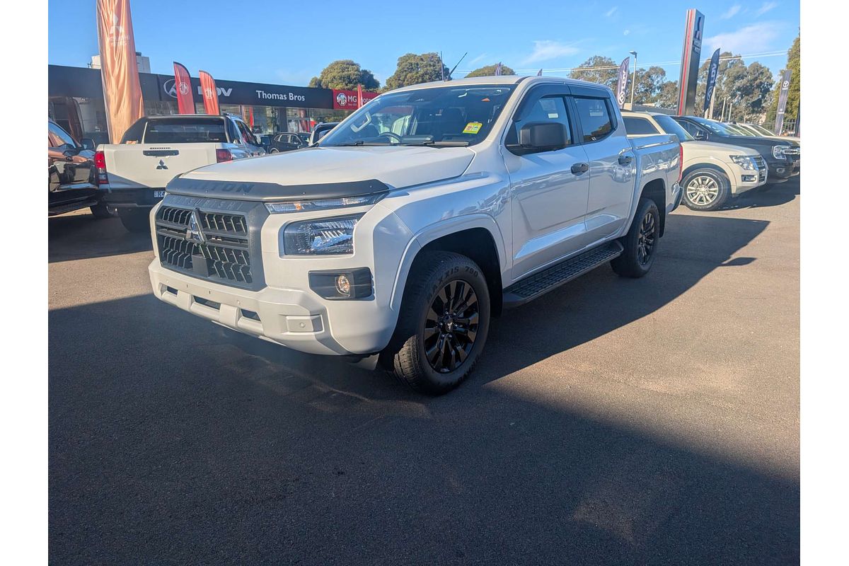 2025 Mitsubishi Triton GLX-R MV 4X4