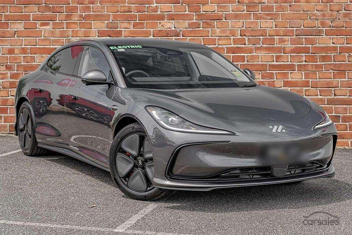 2026 MG IM5 Premium P12L