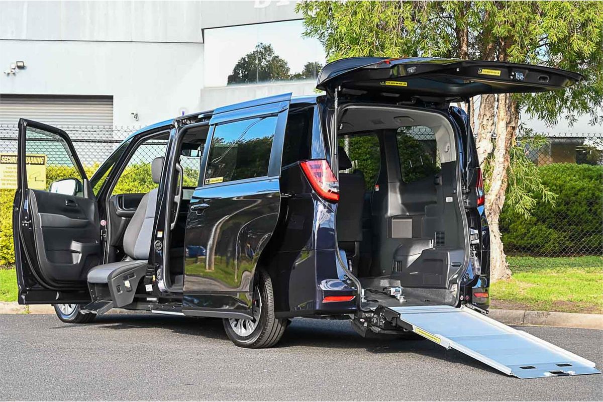2024 Toyota Noah X MZRA92