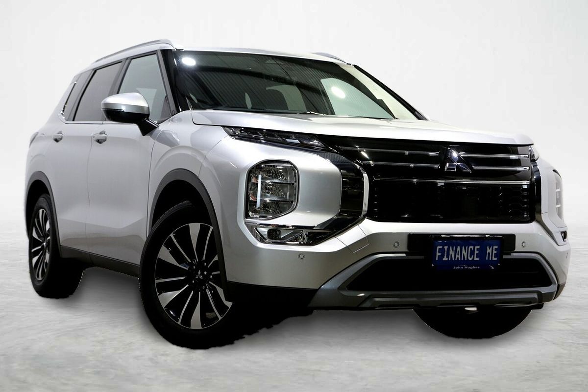 2025 Mitsubishi Outlander LS ZM