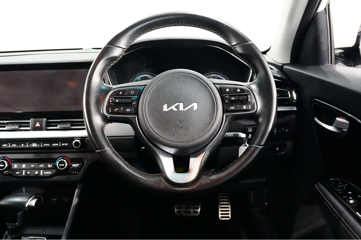 2021 Kia Niro Hybrid Sport DE