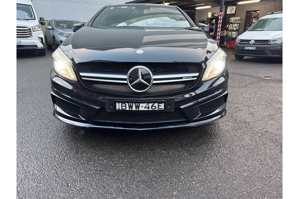 2014 Mercedes-Benz A45 AMG 176