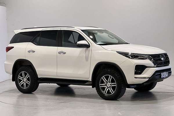 2024 Toyota Fortuner GXL GUN156R