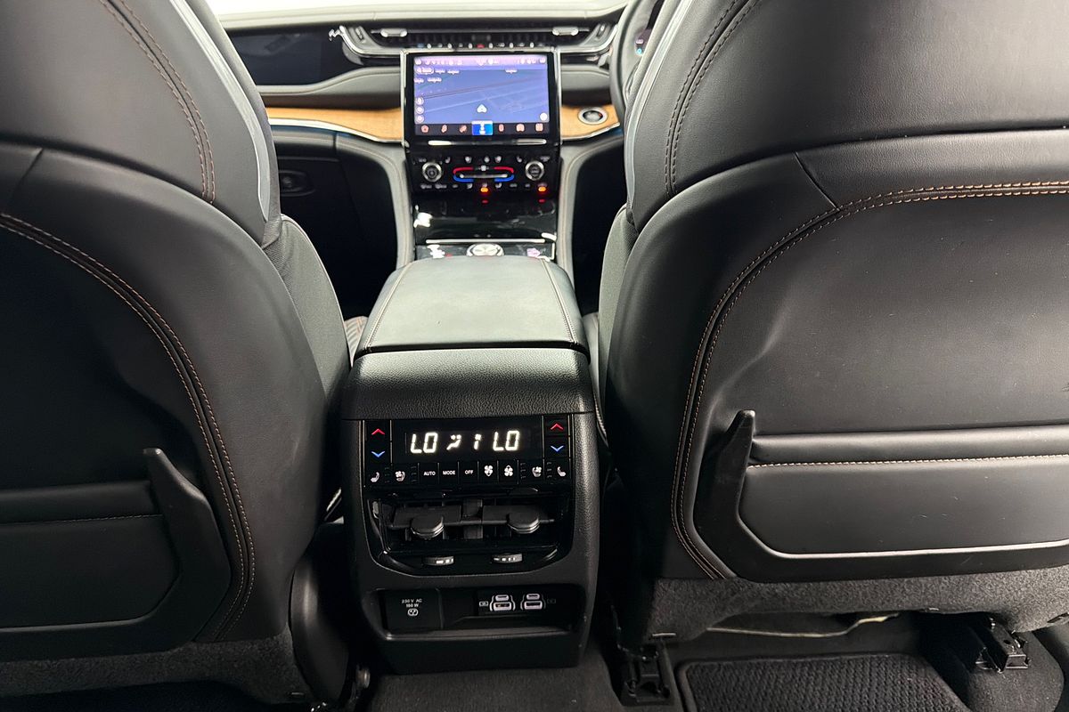 2023 Jeep Grand Cherokee Summit Reserve WL
