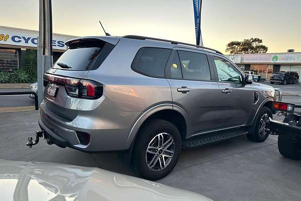 2024 Ford Everest Trend 2.0L thumb-1