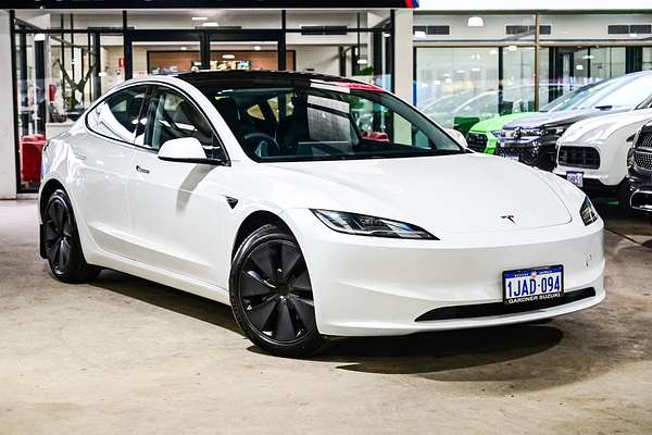 2024 Tesla Model 3 Rear-Wheel Drive