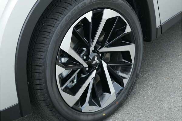 2023 Mitsubishi Outlander Aspire ZM