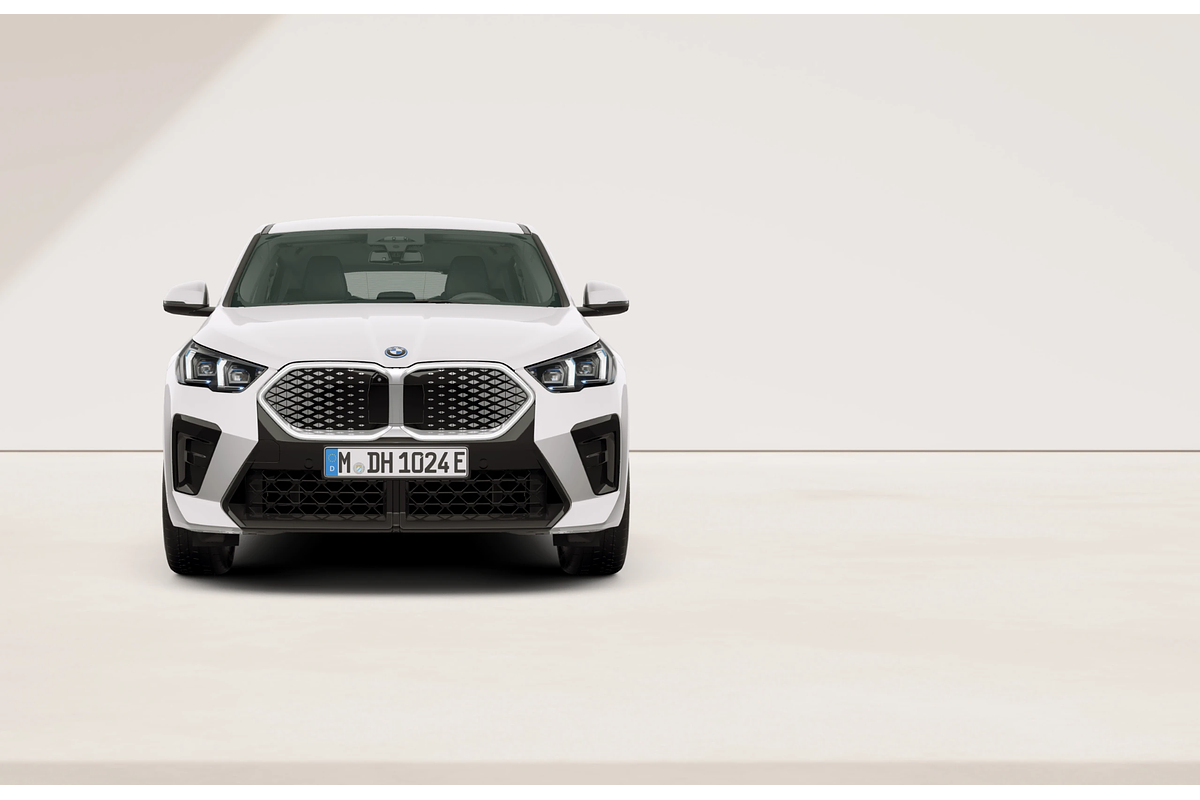 2024 BMW iX2 xDrive30 M Sport U10