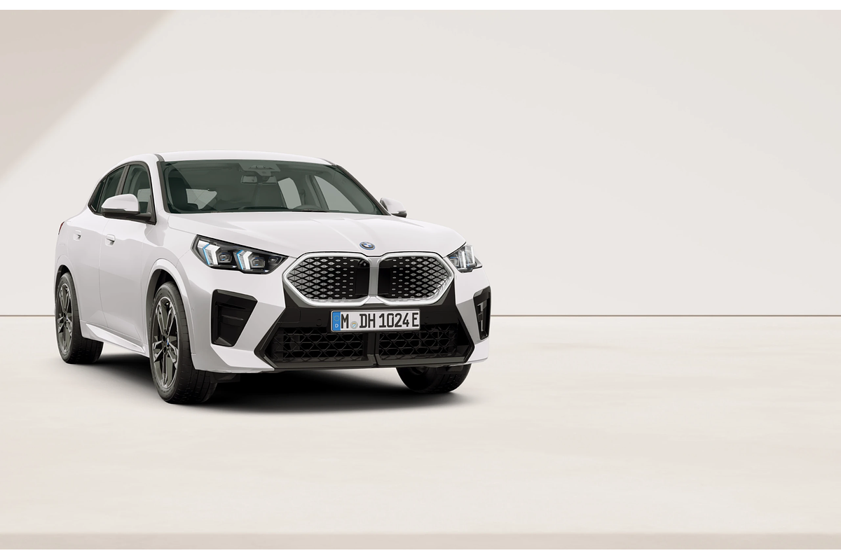 2024 BMW iX2 xDrive30 M Sport U10