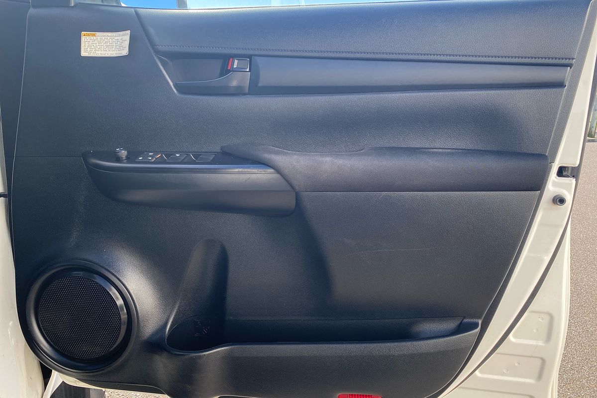 2020 Toyota Hilux SR GUN126R 4X4
