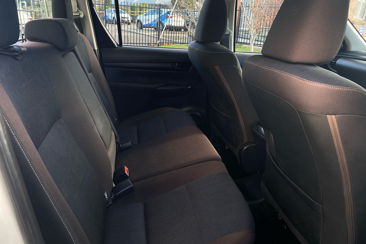 2020 Toyota Hilux SR GUN126R 4X4
