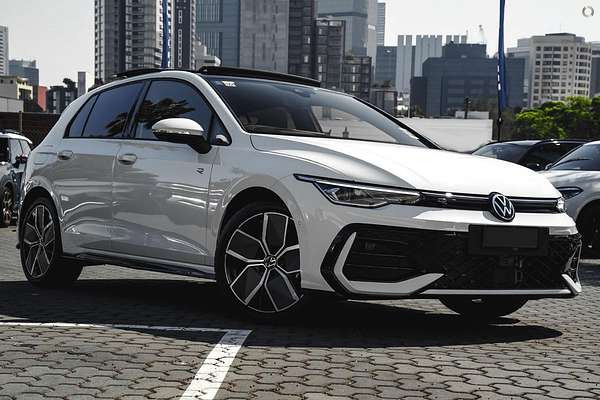 2025 Volkswagen Golf 110TSI R-Line 8.5