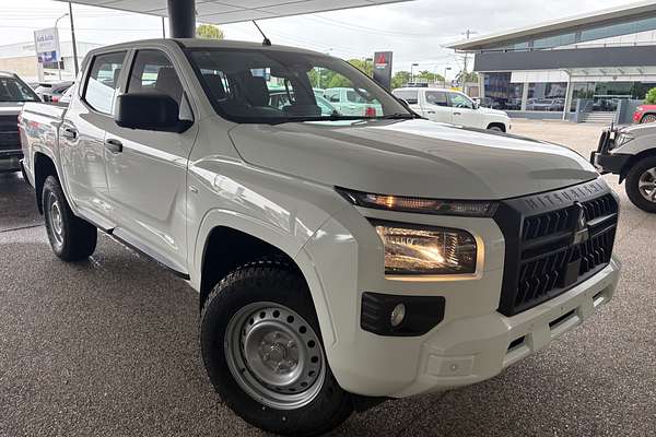 2025 Mitsubishi Triton GLX MV 4X4