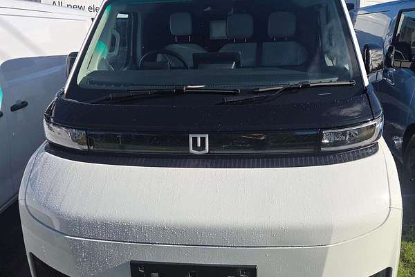 2026 Farizon V7E Standard Range Low Roof