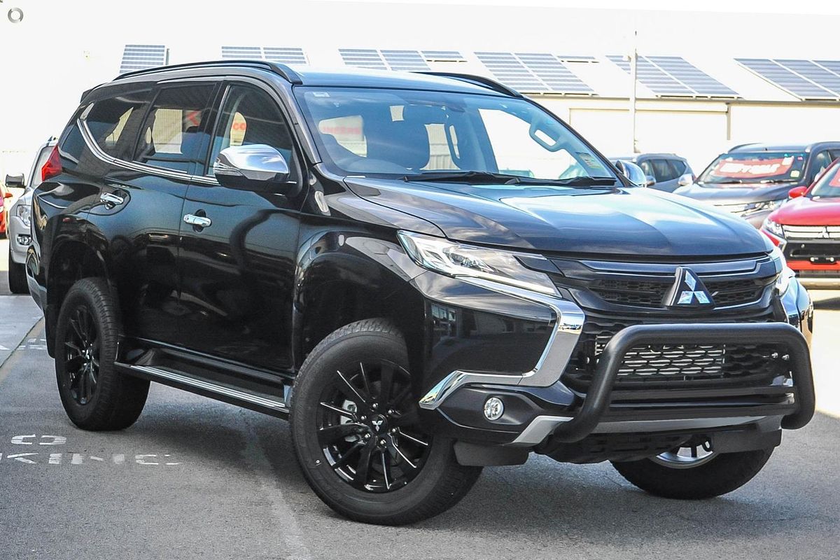 2019 Mitsubishi Pajero Sport Black Edition QE