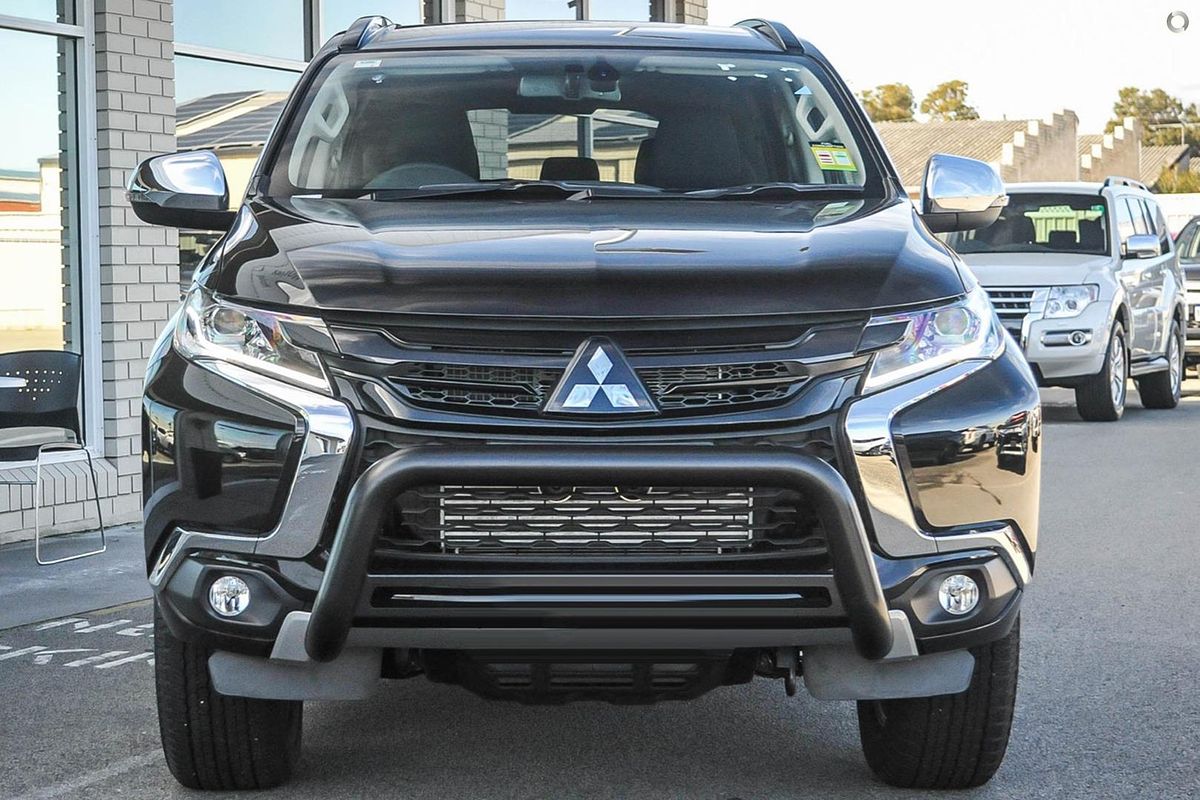 2019 Mitsubishi Pajero Sport Black Edition QE