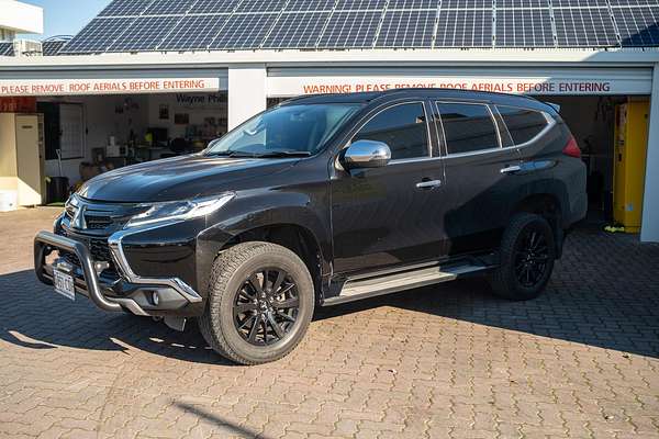 2019 Mitsubishi Pajero Sport Black Edition QE thumb-19
