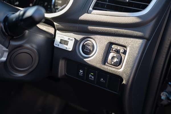 2019 Mitsubishi Pajero Sport Black Edition QE thumb-22