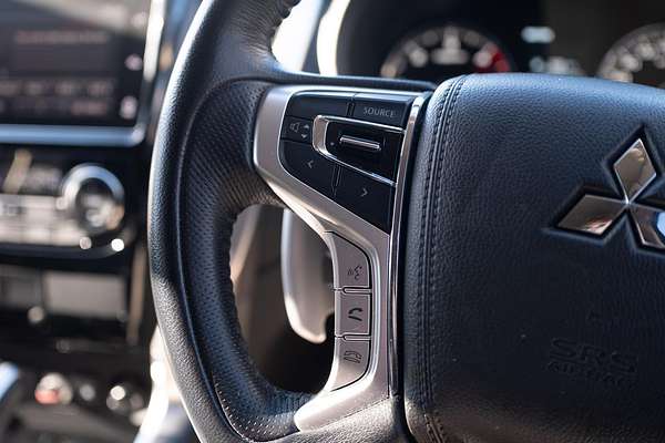 2019 Mitsubishi Pajero Sport Black Edition QE thumb-25