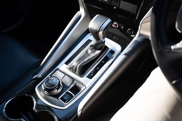 2019 Mitsubishi Pajero Sport Black Edition QE thumb-31