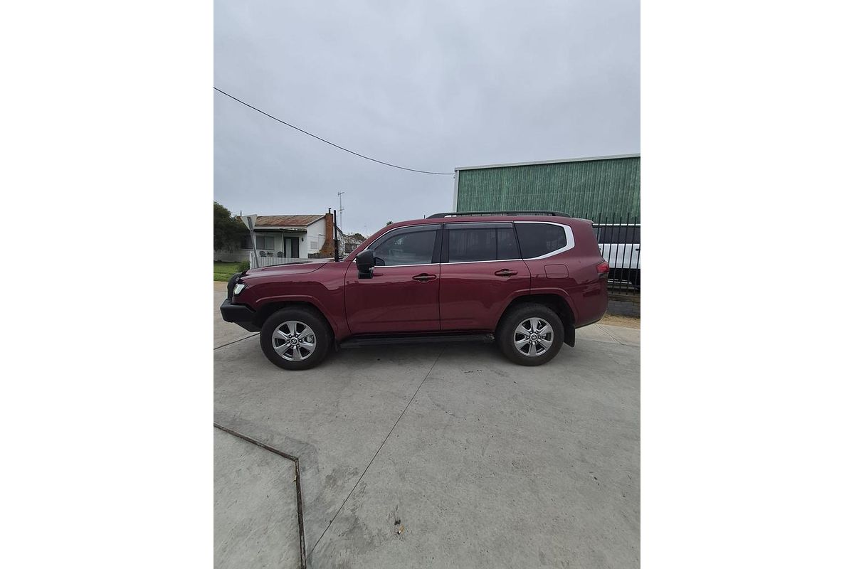 2024 Toyota Landcruiser VX FJA300R