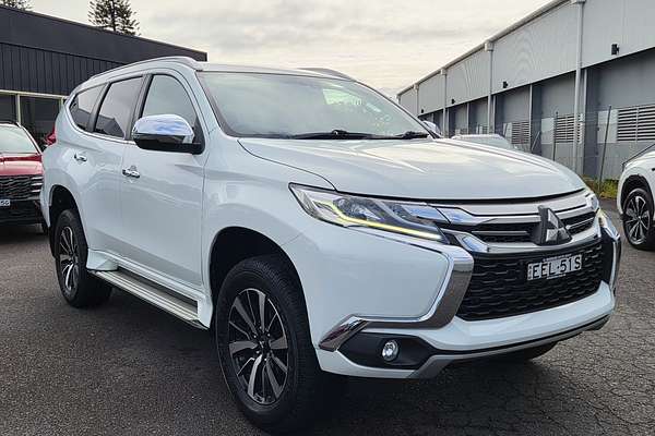 2017 Mitsubishi Pajero Sport GLS QE