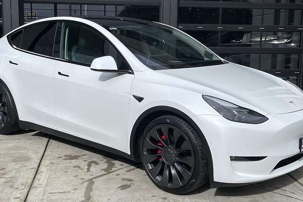 2023 Tesla Model Y Performance