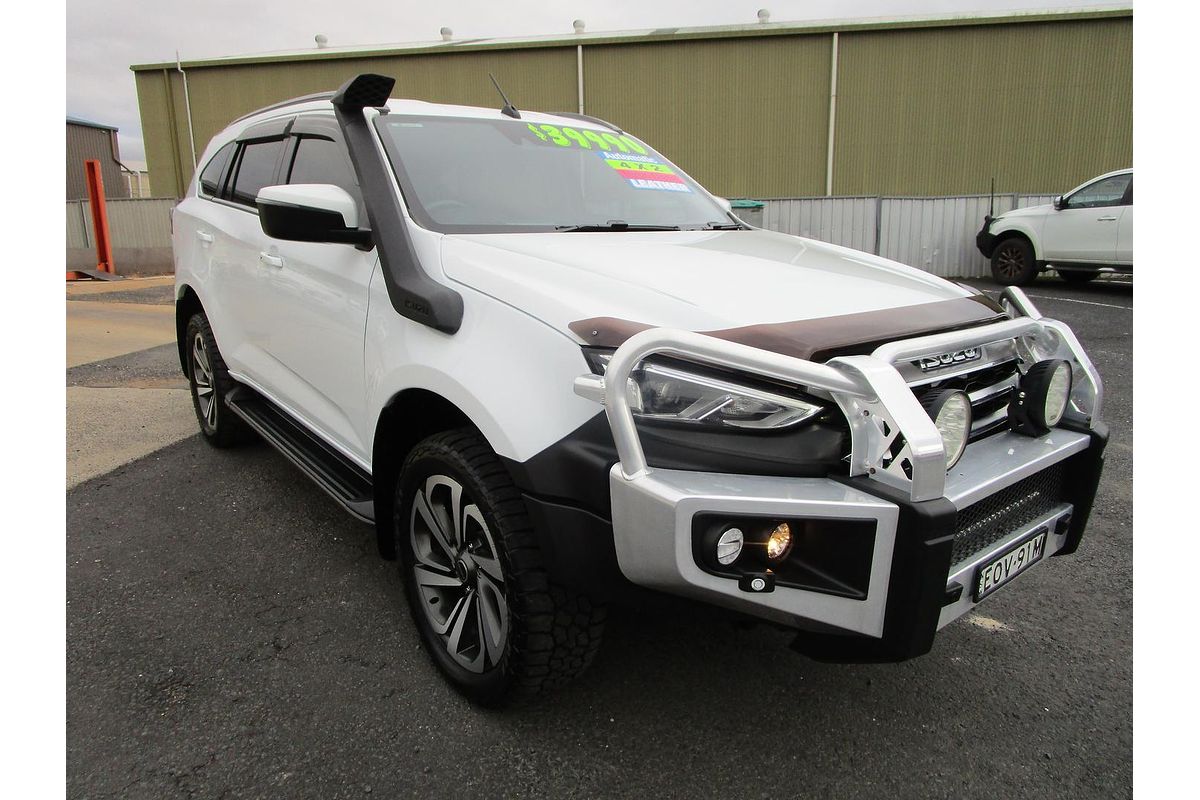 2021 Isuzu MU-X LS-T