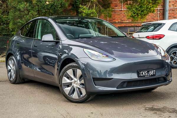 2023 Tesla Model Y Rear-Wheel Drive