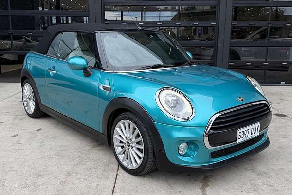 2016 MINI Convertible Cooper F57