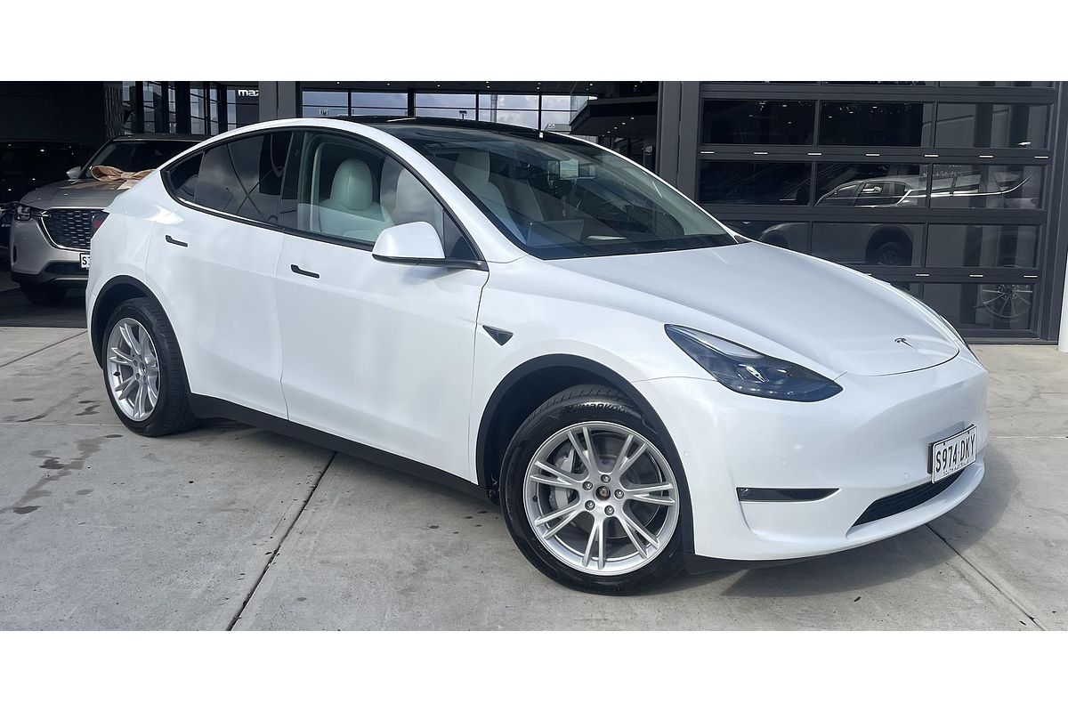 2024 Tesla Model Y Long Range