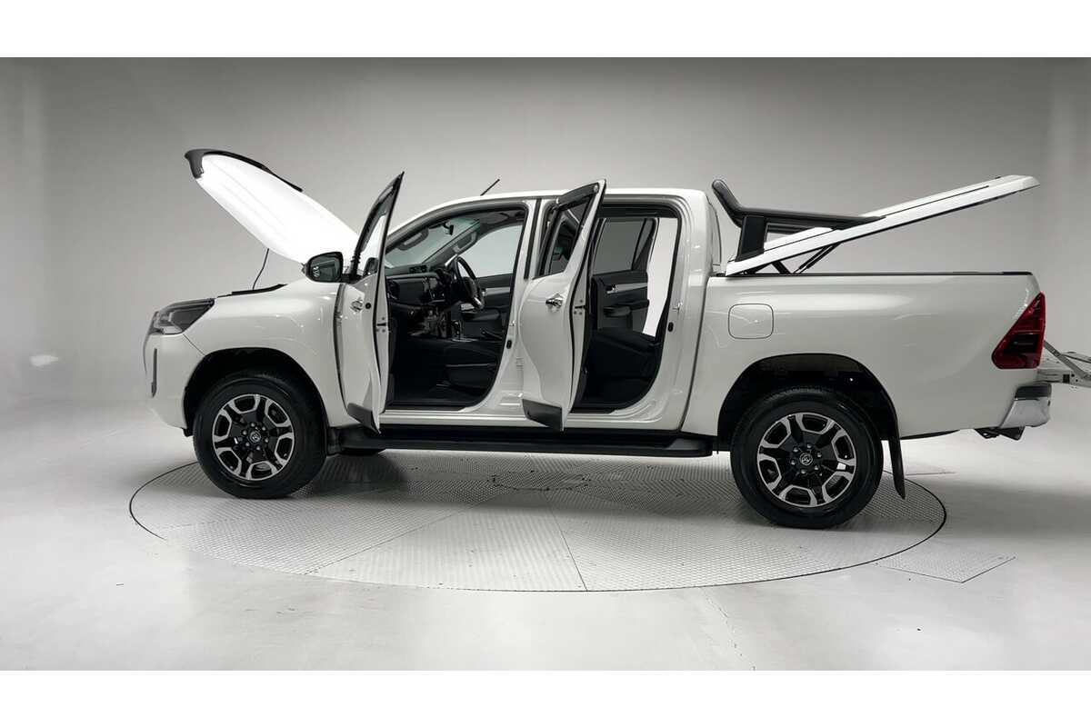 2020 Toyota Hilux SR5 Double Cab GUN126R 4X4