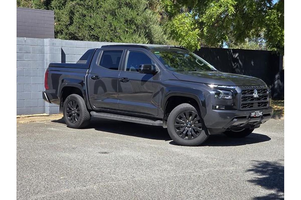 2025 Mitsubishi Triton GSR MV 4X4