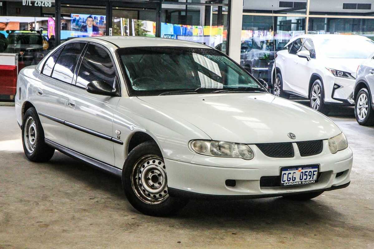 2001 Holden Commodore Executive – OZIEH