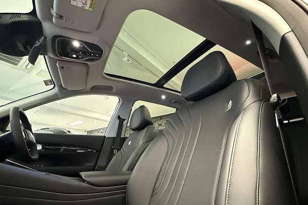2026 Geely Starray EM-i Inspire Extended Range P145 thumb-20