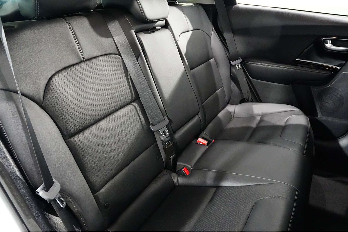 2021 Kia Niro Hybrid Sport DE
