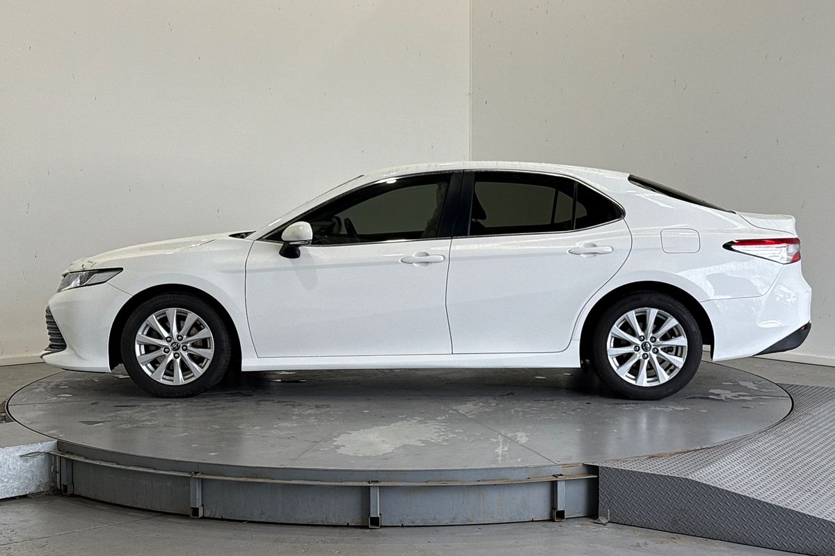 2018 Toyota Camry Ascent ASV70R