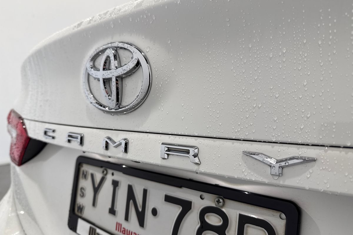 2018 Toyota Camry Ascent ASV70R