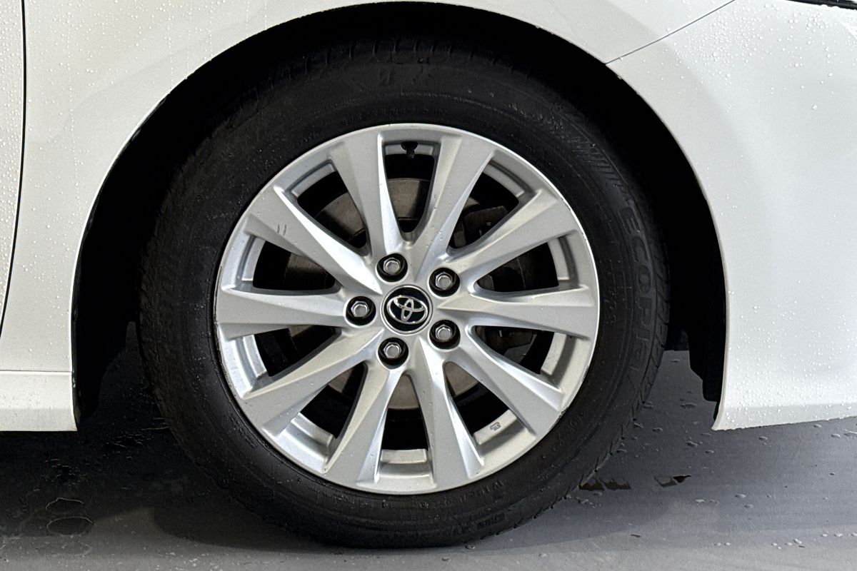 2018 Toyota Camry Ascent ASV70R